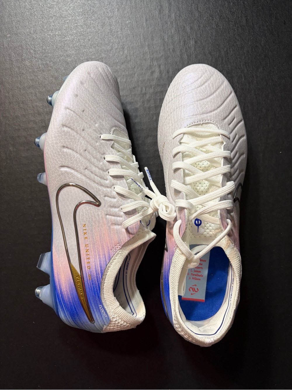 NIKE Tiempo Legend 10 Elite SG United Pack Cleats Mens=6.5 Womens=8 IO4879-00**